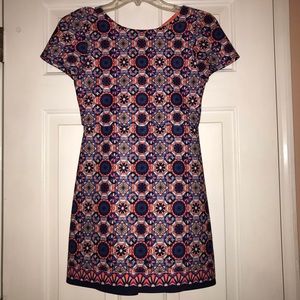 Girls dress size S
